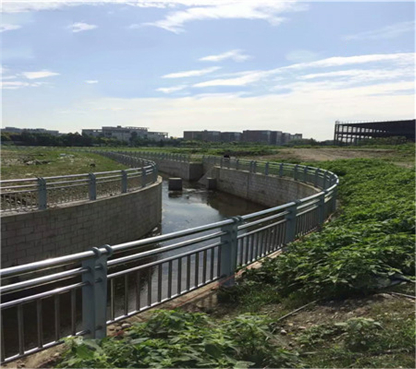 重庆不锈钢复合管河道景观护栏